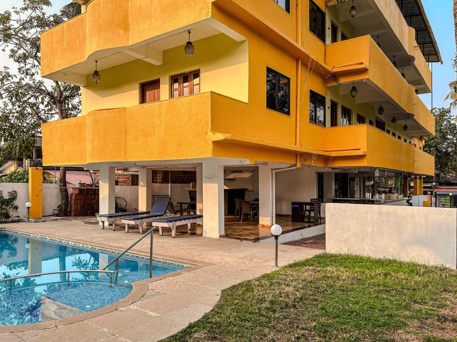 La Costa Residency Hotel Anjuna Exterior photo